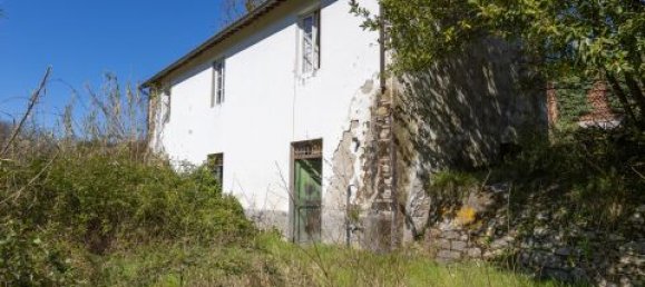 8 bedrooms House in Lucca, Italy No. 68401 4