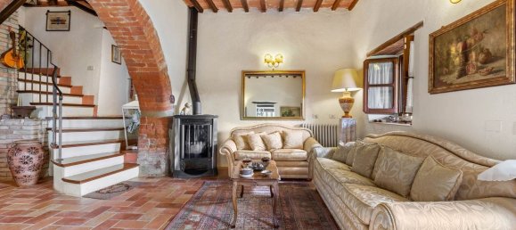 11 rooms House in Passignano sul Trasimeno, Italy No. 53685 9