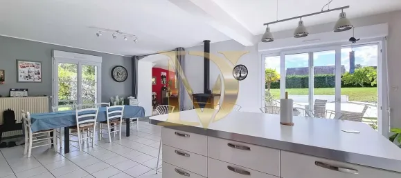 Casa de 11 divisões em Saint-Georges-sur-Cher, France N.º 229800 16