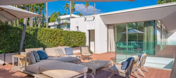 6 bedrooms Villa in Cannes, France No. 246457 18