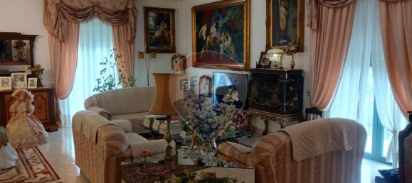 10-salle Maison à Monte Sant'Angelo, Italy No. 265301 16