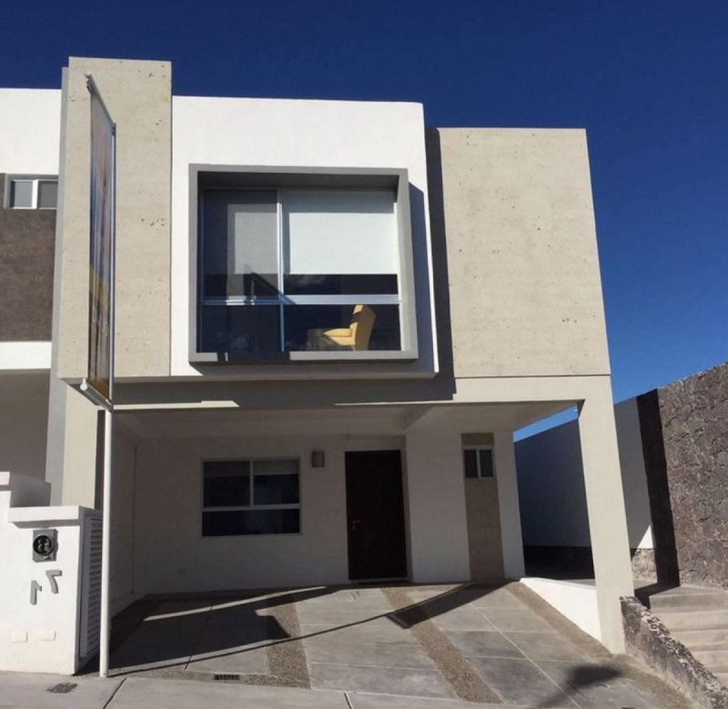 Casa de 3 dormitorios en Querétaro, Mexico No. 164984