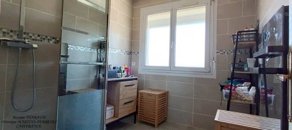 Casa de 3 dormitorios en Vierzon, France No. 260140 9