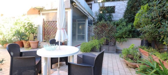 3 bedrooms Apartment in Rome, Italy No. 276541 5