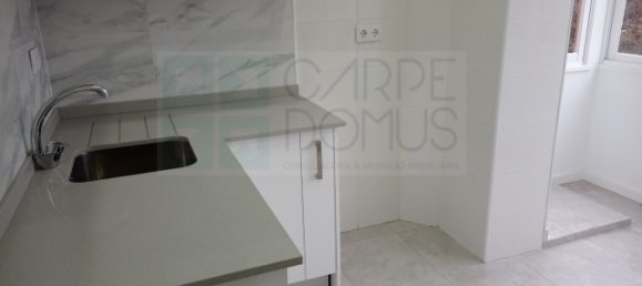 1 bedroom Apartment in Lisbon, Portugal No. 151966 3
