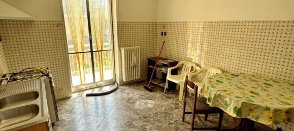 4 bedrooms Apartment in Castellaneta, Italy No. 374945 18