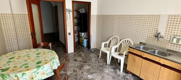 4 bedrooms Apartment in Castellaneta, Italy No. 374945 20