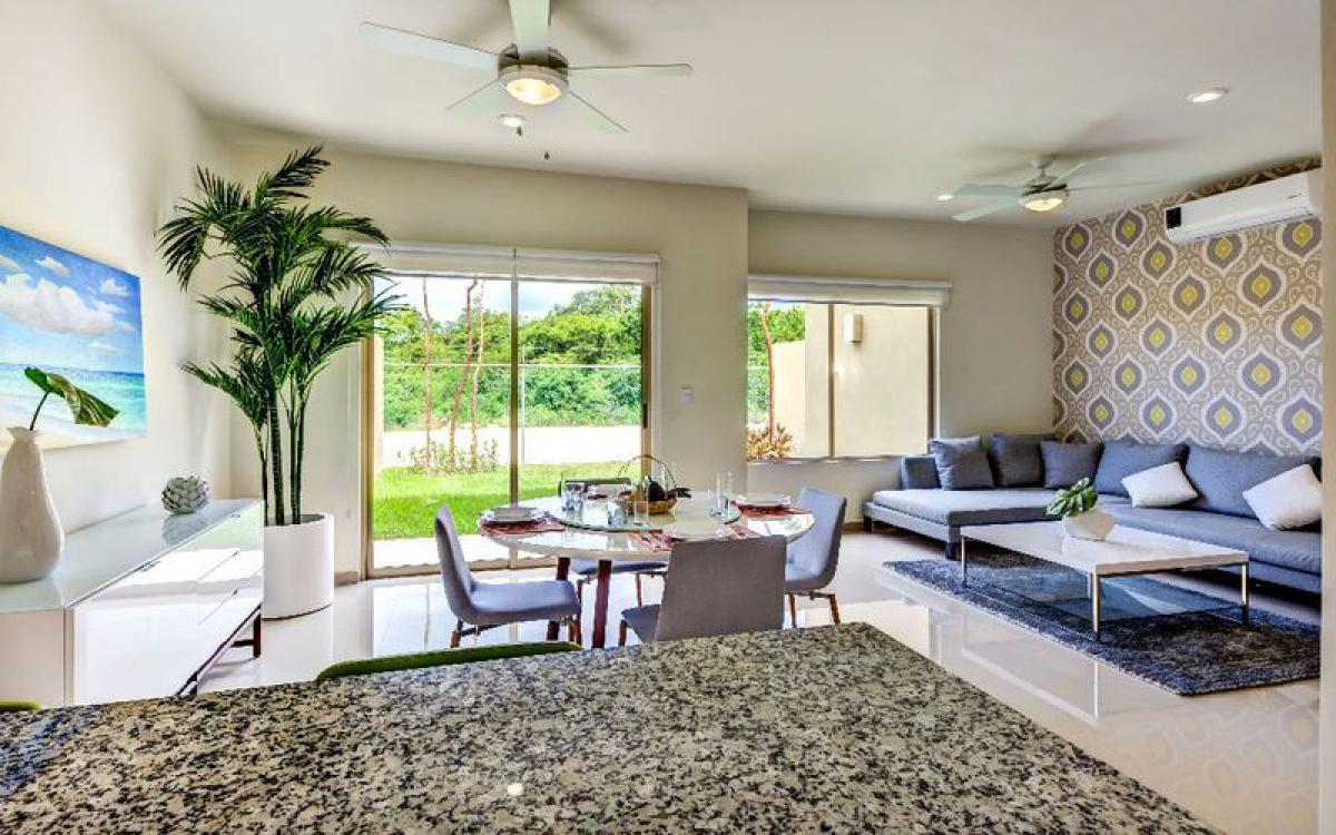 3 bedrooms House in Solidaridad, Mexico No. 185536