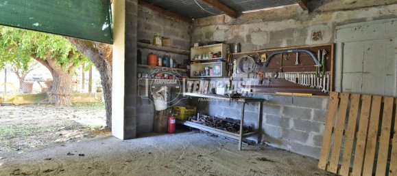 5-salle Appartement à Colmurano, Italy No. 5622 23