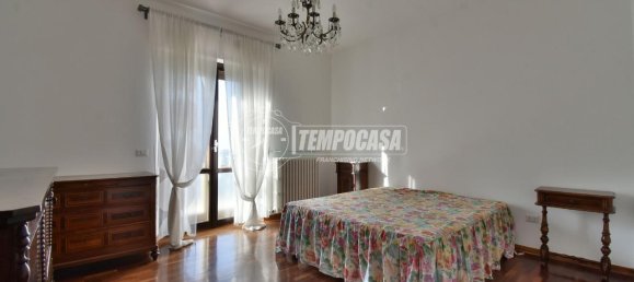 5-salle Appartement à Colmurano, Italy No. 5622 4