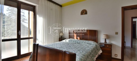 5-salle Appartement à Colmurano, Italy No. 5622 8