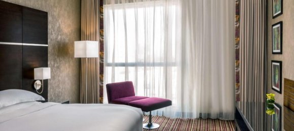 Gebäude in Dubai, UAE 15793m², Nr. 8916 2