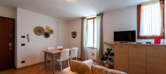 Apartamento de 2 habitaciónes en Bellagio, Italy No. 187869 23