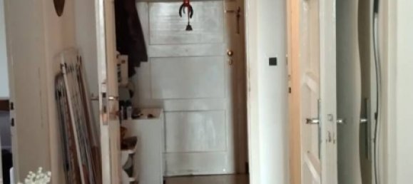 3 bedrooms Apartment in Modena, Italy No. 120998 5