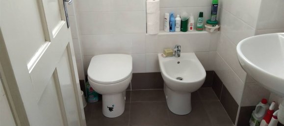 3 bedrooms Apartment in Modena, Italy No. 120998 13