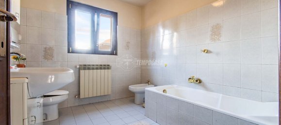 3 rooms House in Olgiate Olona, Italy No. 214897 17