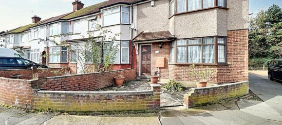 3 bedrooms Commercial property in Hayes, United Kingdom No. 5058 2