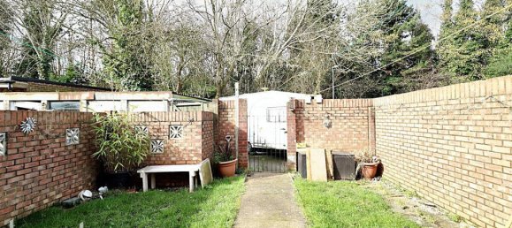 3 bedrooms Commercial property in Hayes, United Kingdom No. 5058 11