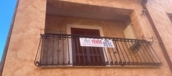 3 bedrooms Apartment in Capena, Italy No. 103802 2