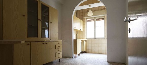 3 rooms Apartment in Messina, Italy No. 46385 3