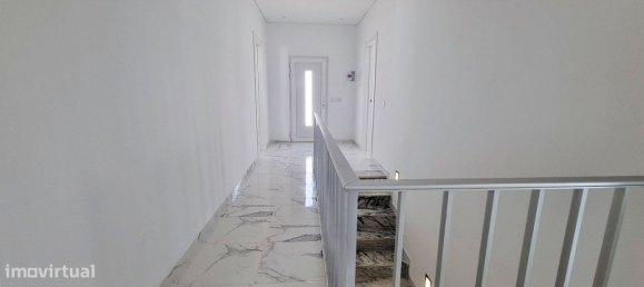 Дом с 5 спальнями в Портиман, Португалия № 186942 10