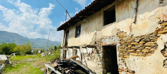 4 bedrooms House in Lanzo Torinese, Italy No. 148331 5