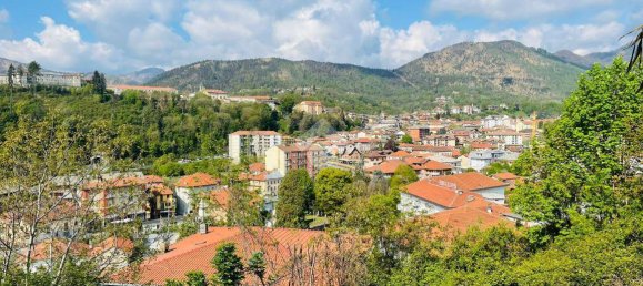 4 bedrooms House in Lanzo Torinese, Italy No. 148331 6