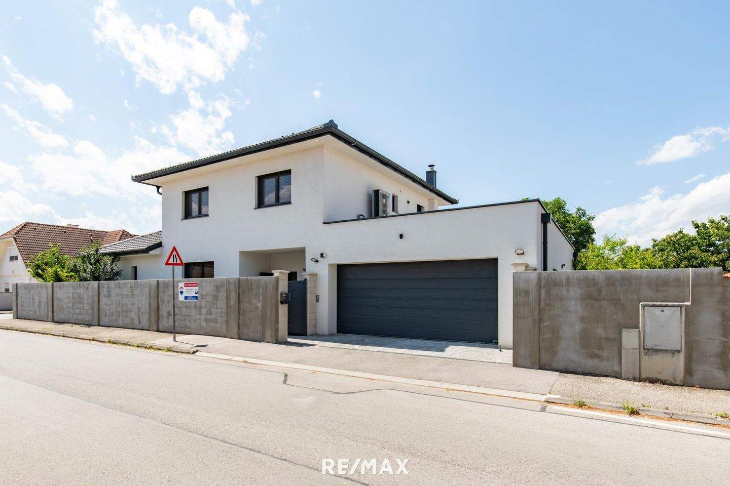 8 rooms House in Eisenstadt Umgebung, Austria No. 148263