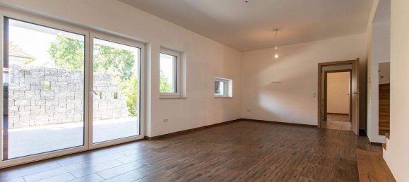 8 rooms House in Eisenstadt Umgebung, Austria No. 148263 6