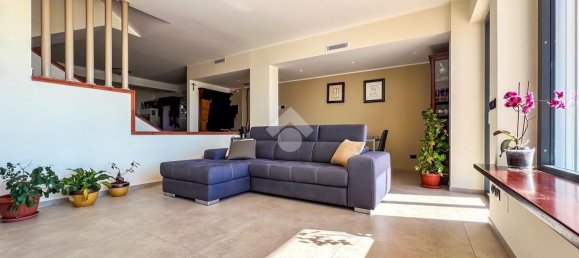 5-Zimmer Wohnung in Formia, Italy, Nr. 279613 10