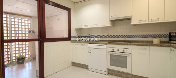 4 Schlafzimmer Wohnung in Marbella, Spain, Nr. 146523 9