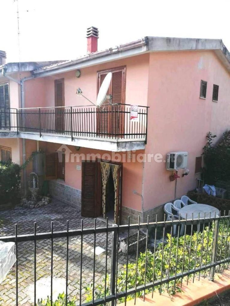 2 bedrooms Villa in Galluccio, Italy No. 32902