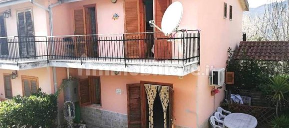 2 bedrooms Villa in Galluccio, Italy No. 32902 2