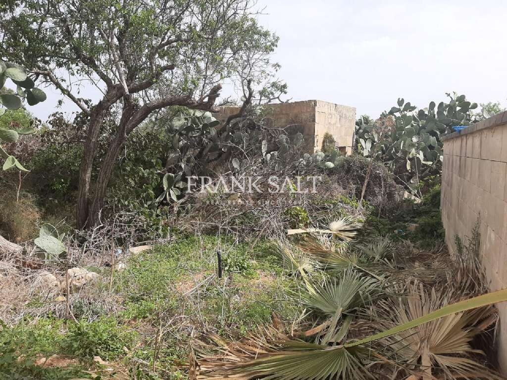 Terreno en Xaghra, Malta 1300 m² No. 542