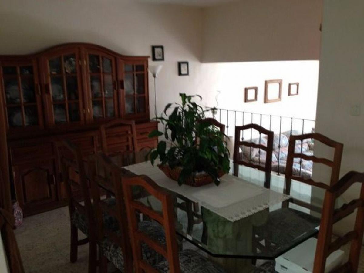 4 bedrooms House in Ciudad Lopez Mateos, Mexico No. 212945