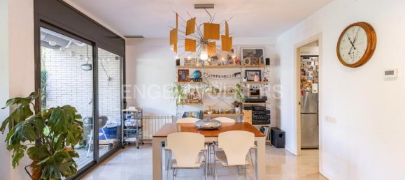 5 bedrooms House in Premia De Mar, Spain No. 135692 13