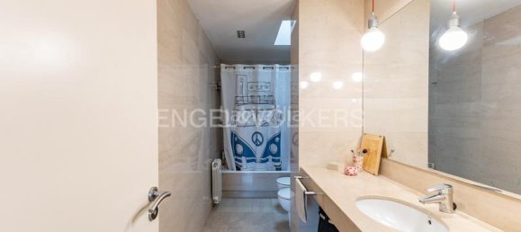 5 bedrooms House in Premia De Mar, Spain No. 135692 33