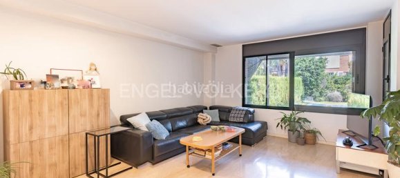 5 bedrooms House in Premia De Mar, Spain No. 135692 11