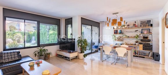 5 bedrooms House in Premia De Mar, Spain No. 135692 12