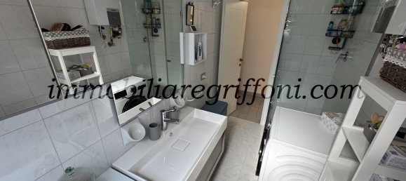 4 rooms Apartment in Bologna, Italy No. 322645 13