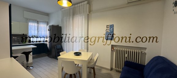 4 rooms Apartment in Bologna, Italy No. 322645 3