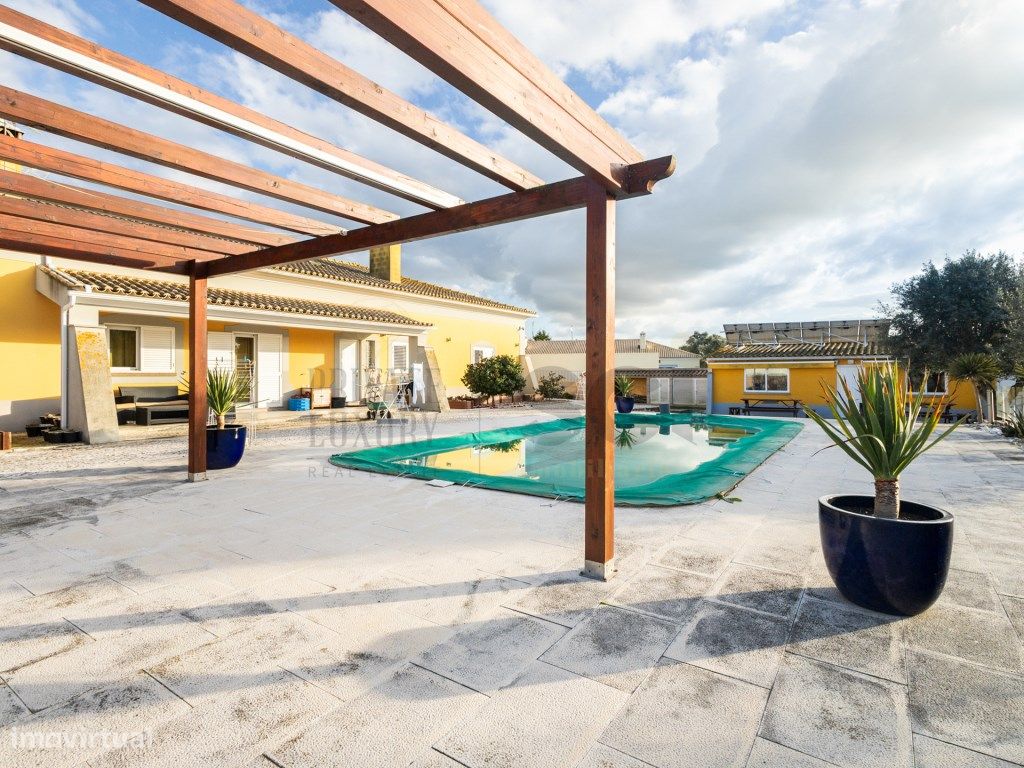 5 bedrooms House in Pinhal Novo, Portugal No. 107691