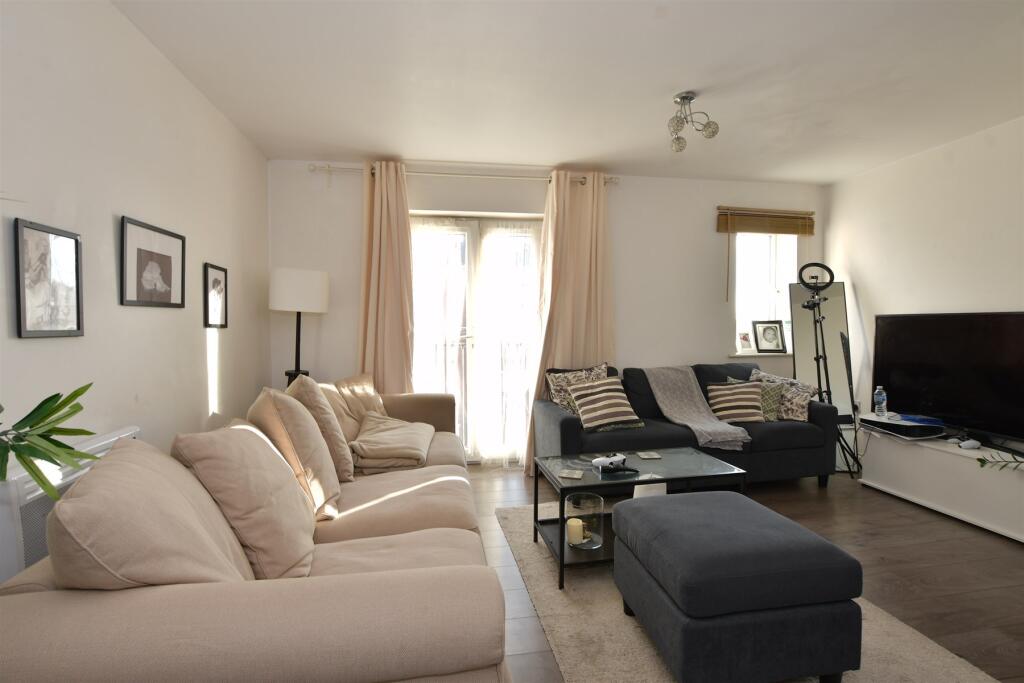 2 Schlafzimmer Wohnung in Romford, United Kingdom, Nr. 4163