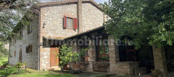 4 bedrooms House in Narni, Italy No. 50312 3