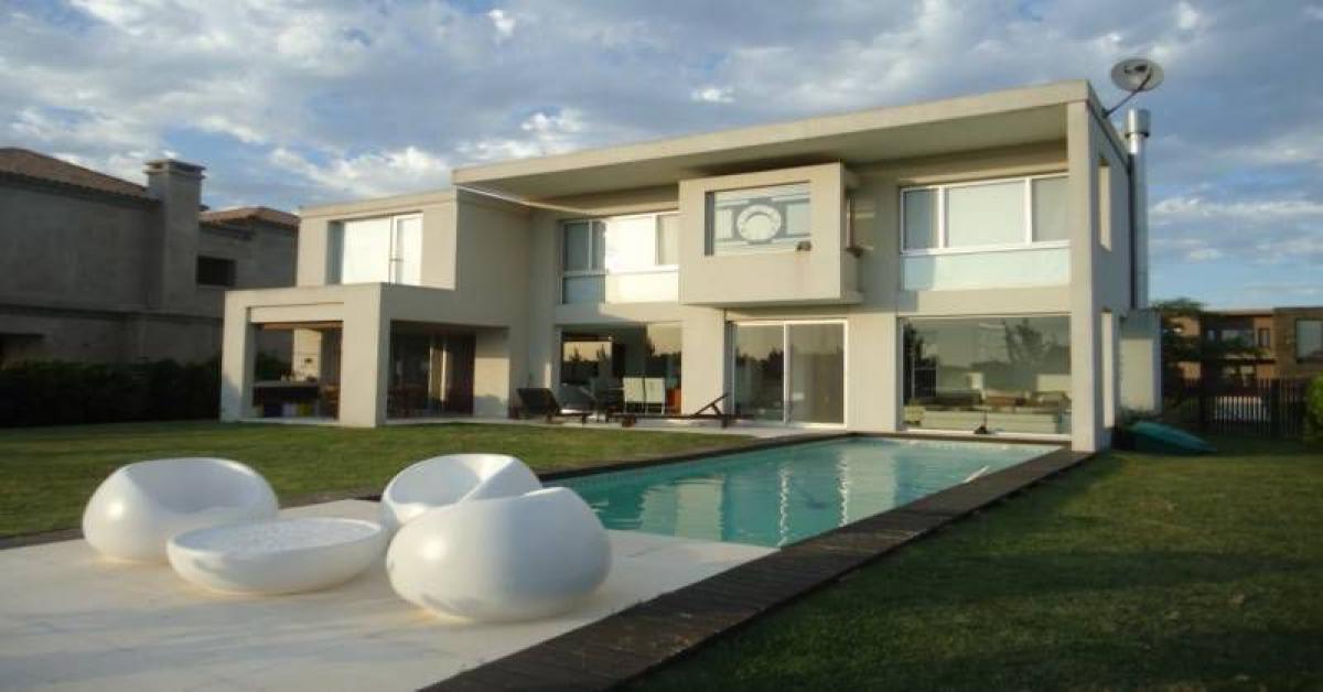 2 bedrooms House in Tigre, Argentina No. 81957