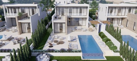 6 bedrooms Villa in Sea Caves, Cyprus No. 17208 16