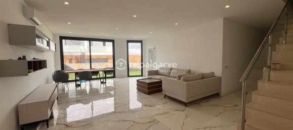 4 Schlafzimmer Villa in Albufeira, Portugal, Nr. 138944 5
