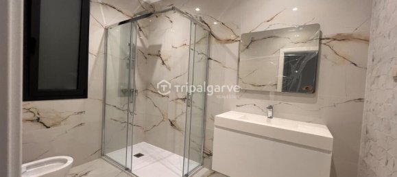 4 Schlafzimmer Villa in Albufeira, Portugal, Nr. 138944 32