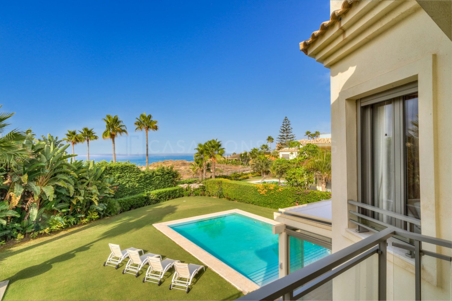 5 bedrooms Villa in Marbella, Spain No. 64416