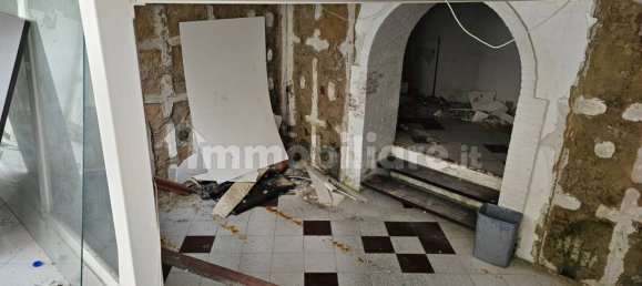 Imóvel comercial de 1 divisão em Enna, Italy N.º 353414 3